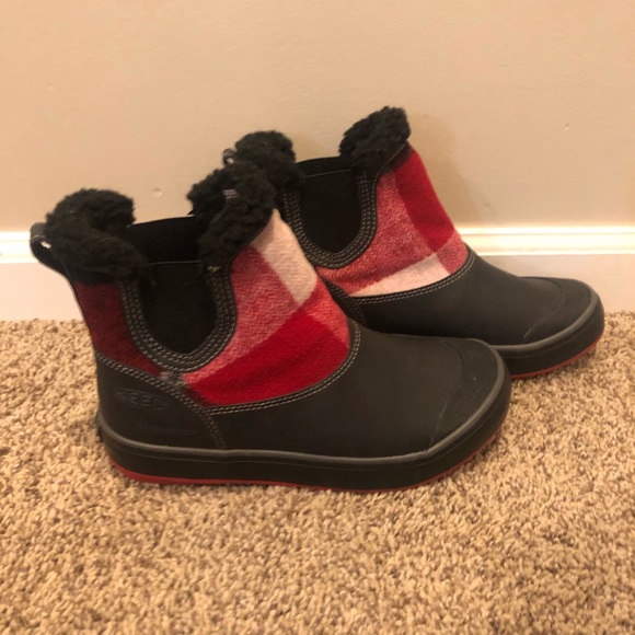 Keen Elsa Chelsea Boot flannel pattern w size 5 - Picture 5 of 5